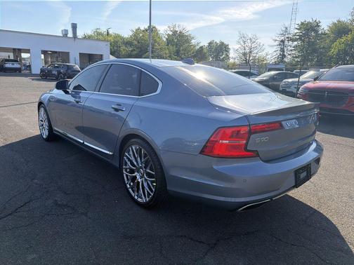 Mussel Blue Metallic 2017 Volvo S90 T6 Inscription