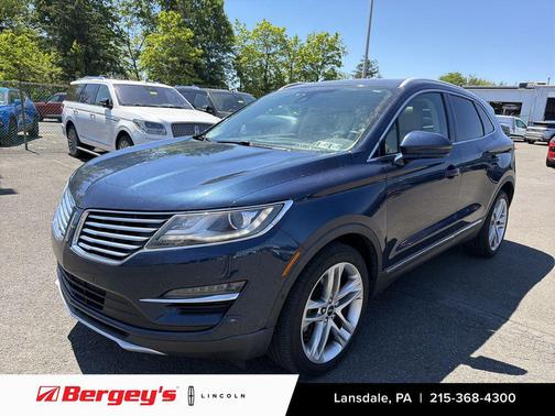 MIDNIGHT SAPPHIRE BLUE MET 2017 Lincoln MKC Reserve