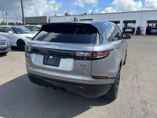 2022 Land Rover Range Rover Velar P250 S R-Dynamic