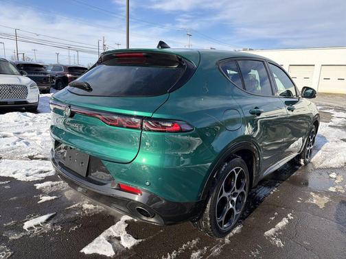 2024 Alfa Romeo Tonale Veloce EAWD