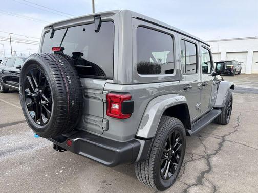 2022 Jeep Wrangler Unlimited 4xe Sahara