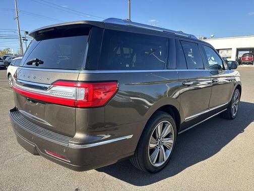 2018 Lincoln Navigator L Black Label