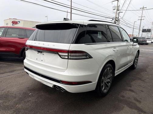 2025 Lincoln Aviator Premiere