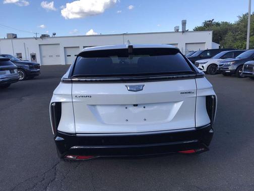 2024 Cadillac LYRIQ Luxury