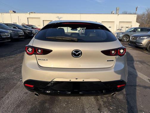 2025 Mazda Mazda3 FWD w/Preferred Package