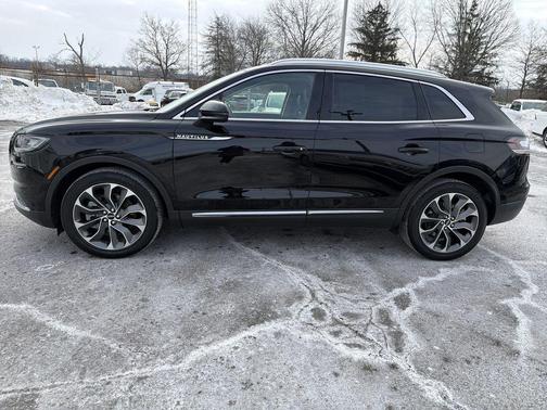 2023 Lincoln Nautilus Reserve