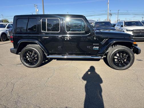 2022 Jeep Wrangler Unlimited 4xe Sahara