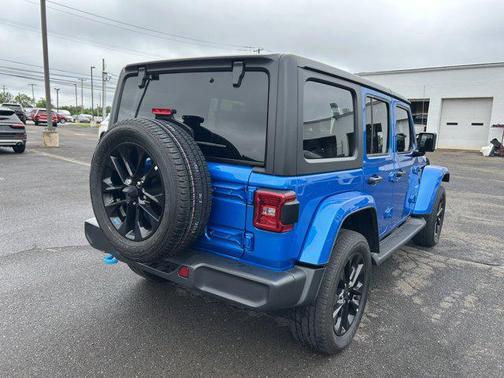2022 Jeep Wrangler Unlimited 4xe Sahara
