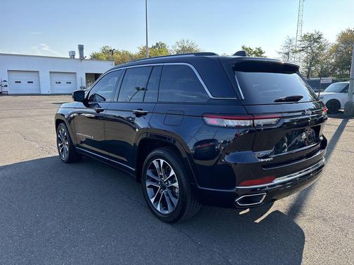 2023 Jeep Grand Cherokee 4xe Overland