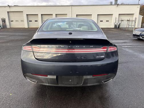 2014 Lincoln MKZ Base