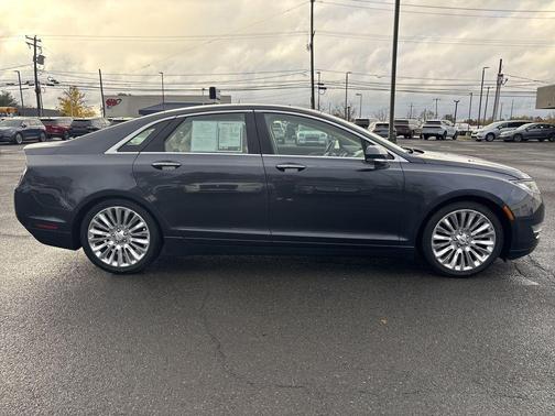 2014 Lincoln MKZ Base