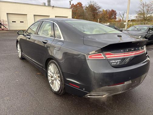 2014 Lincoln MKZ Base