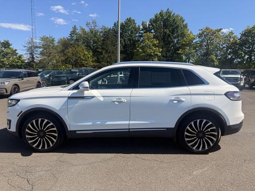 2020 Lincoln Nautilus Black Label