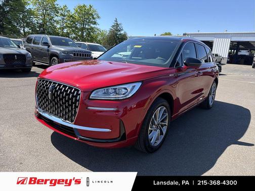 RED CARPET MET TC 2023 Lincoln Corsair Grand Touring