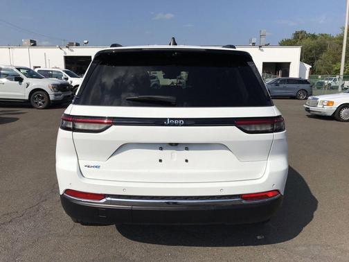 2023 Jeep Grand Cherokee 4xe Base