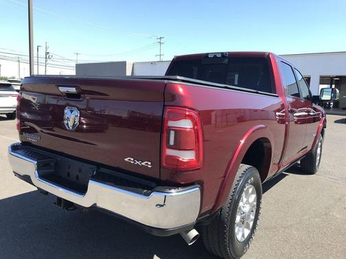 Delmonico Red Pearlcoat 2022 RAM 2500 Laramie Crew Cab 4x4 6'4' Box