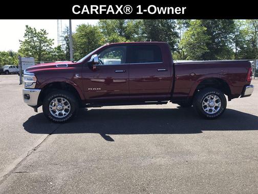 Delmonico Red Pearlcoat 2022 RAM 2500 Laramie Crew Cab 4x4 6'4' Box