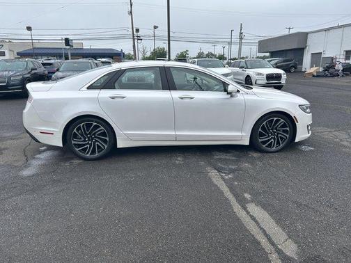 2020 Lincoln MKZ Reserve