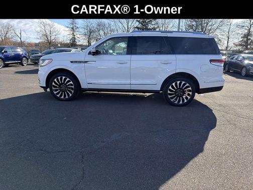 2022 Lincoln Navigator Black Label