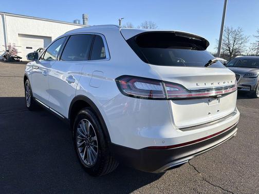 2023 Lincoln Nautilus Standard