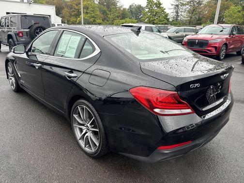 2021 Genesis G70 2.0T AWD