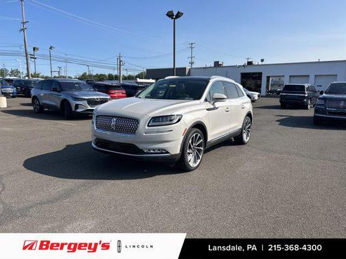 2022 Lincoln Nautilus Reserve