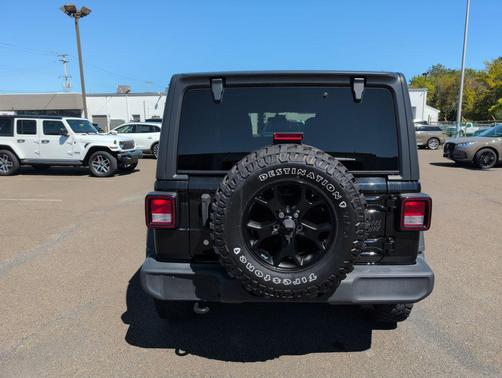 2020 Jeep Wrangler Unlimited Willys 4X4