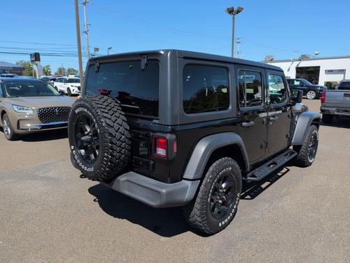 2020 Jeep Wrangler Unlimited Willys 4X4