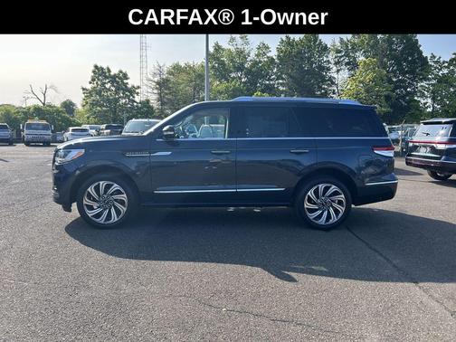 2024 Lincoln Navigator Premiere