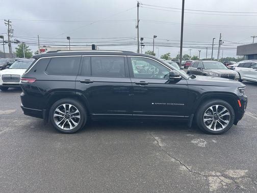2022 Jeep Grand Cherokee L Overland
