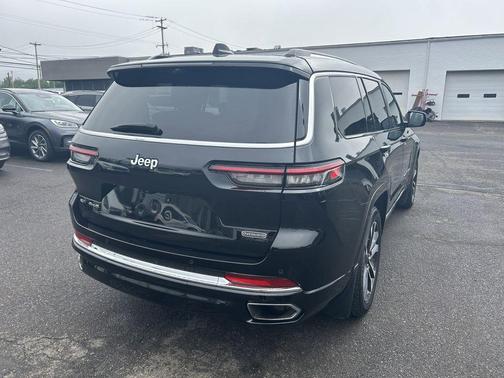 2022 Jeep Grand Cherokee L Overland
