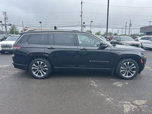 2022 Jeep Grand Cherokee L Overland