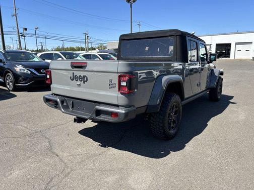 2021 Jeep Gladiator Willys 4x4