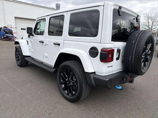 2022 Jeep Wrangler Unlimited 4xe Sahara