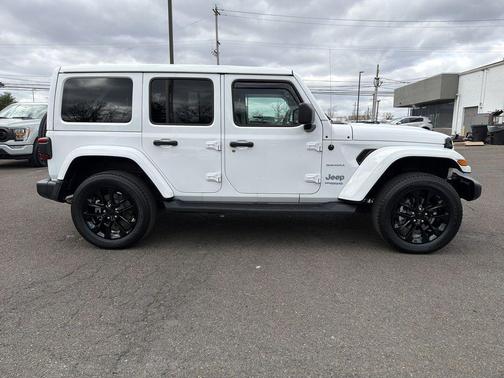 2022 Jeep Wrangler Unlimited 4xe Sahara