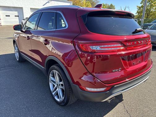 2015 Lincoln MKC Base