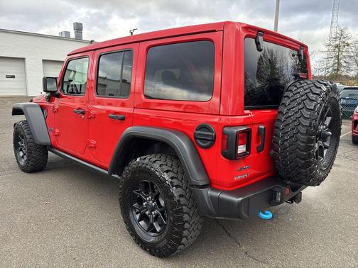 2024 Jeep Wrangler 4xe Willys