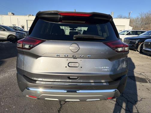 2023 Nissan Rogue Platinum