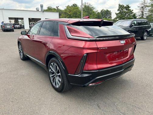2024 Cadillac LYRIQ Sport
