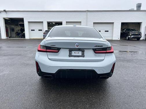 2023 BMW M340 i xDrive