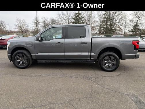 2023 Ford F-150 Lightning LARIAT