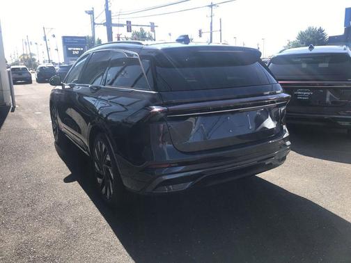 2024 Lincoln Nautilus Black Label