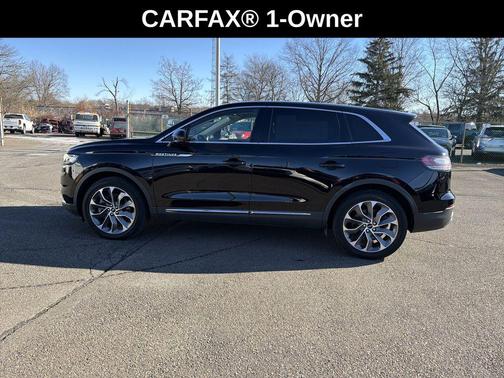 2022 Lincoln Nautilus Reserve