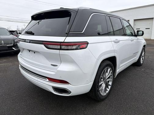 2022 Jeep Grand Cherokee 4xe Summit