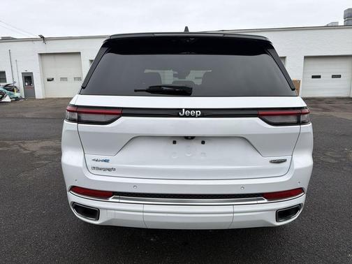 2022 Jeep Grand Cherokee 4xe Summit