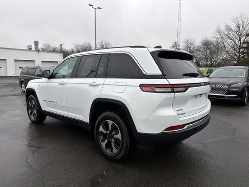 2024 Jeep Grand Cherokee 4xe Base