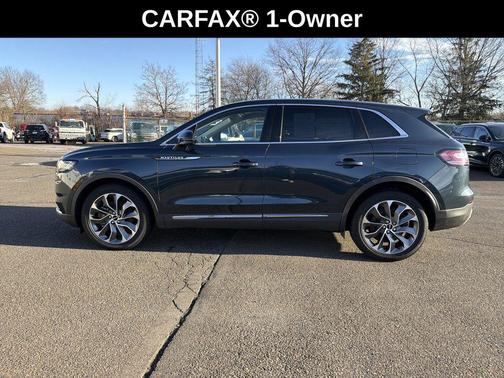 2022 Lincoln Nautilus Reserve