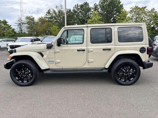 2022 Jeep Wrangler Unlimited 4xe Sahara