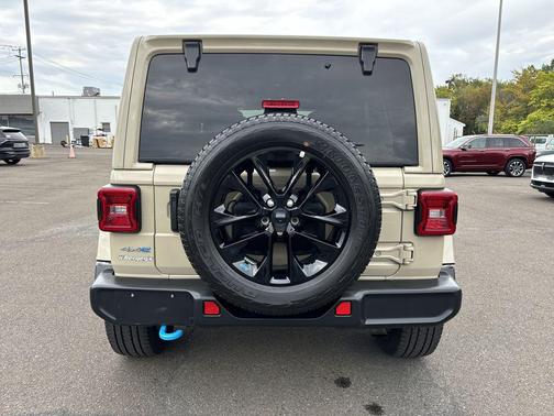 2022 Jeep Wrangler Unlimited 4xe Sahara