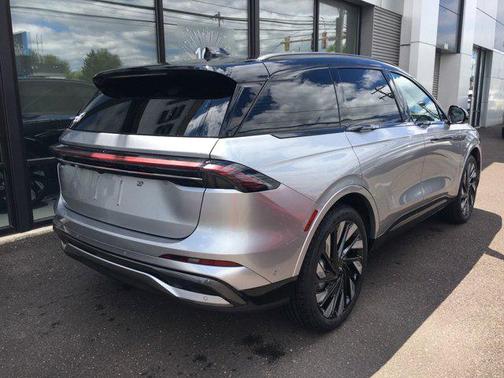 2024 Lincoln Nautilus Reserve